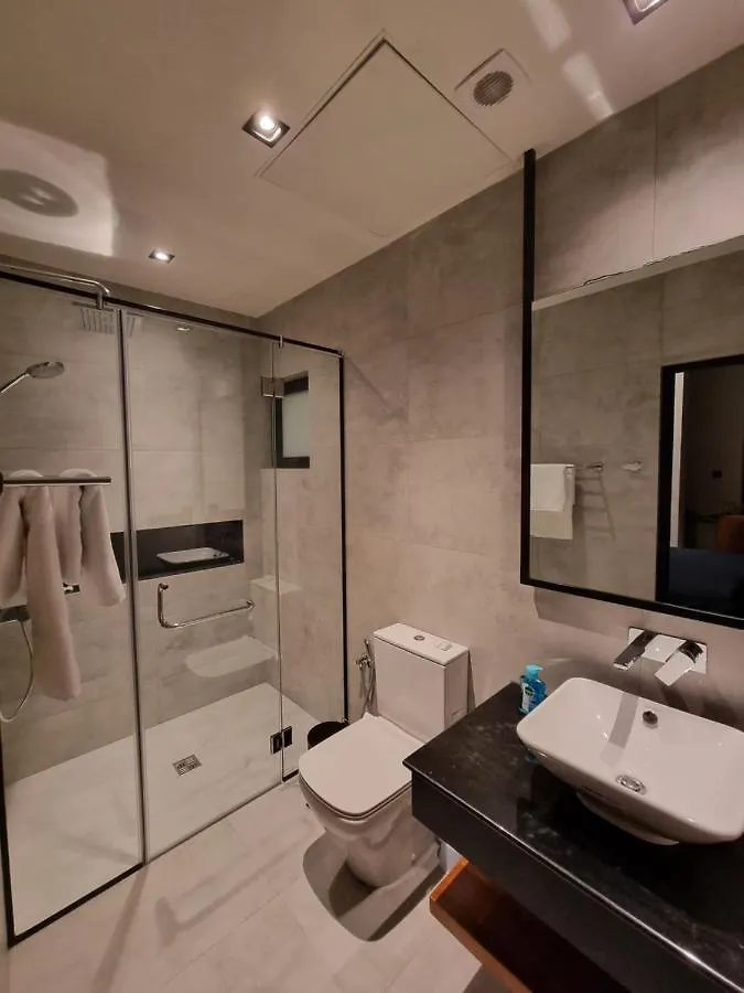 Vaux Park Street - A Collection Of 8 Luxury Lofts 0*, Colombo