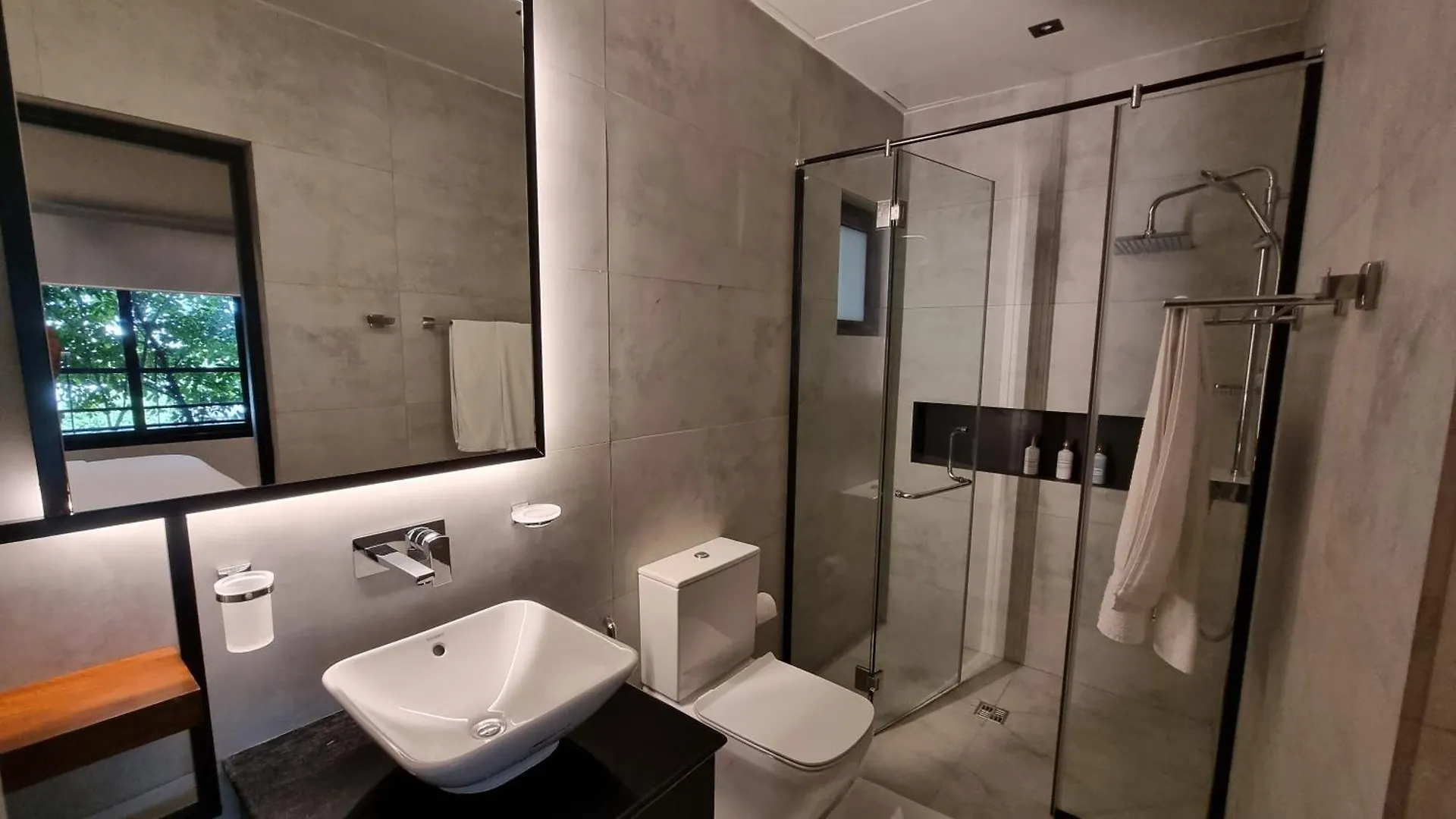 Vaux Park Street - A Collection Of 8 Luxury Lofts